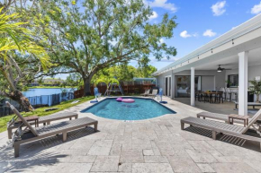 Florida Dream Home- Pool, Lakeview & Game Room !